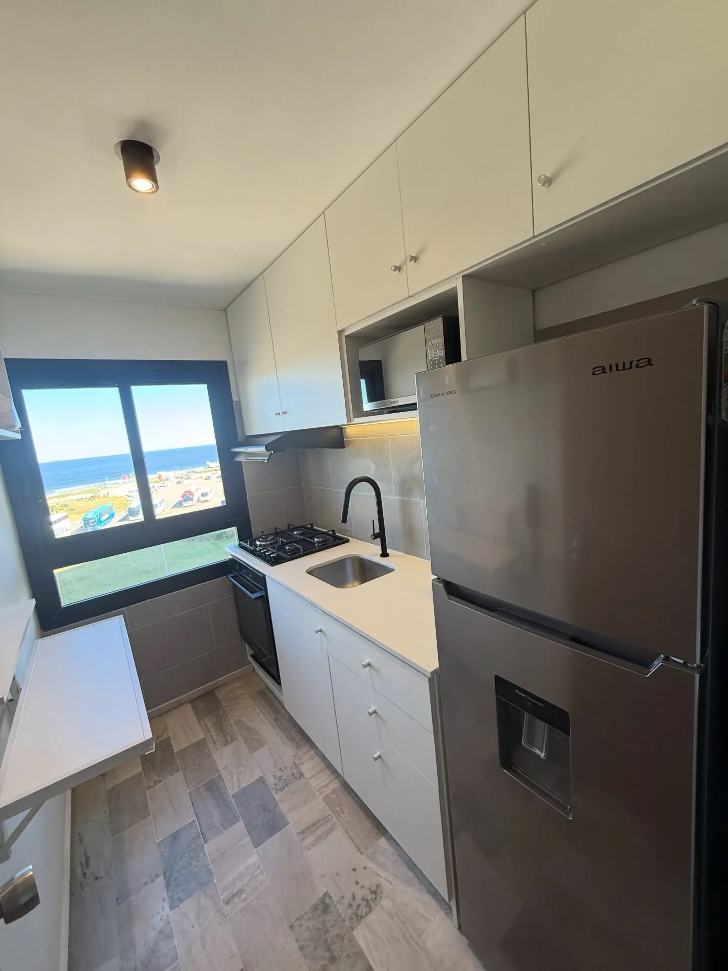 Reciclado apartamento Parquemar Center — fotografía de obra