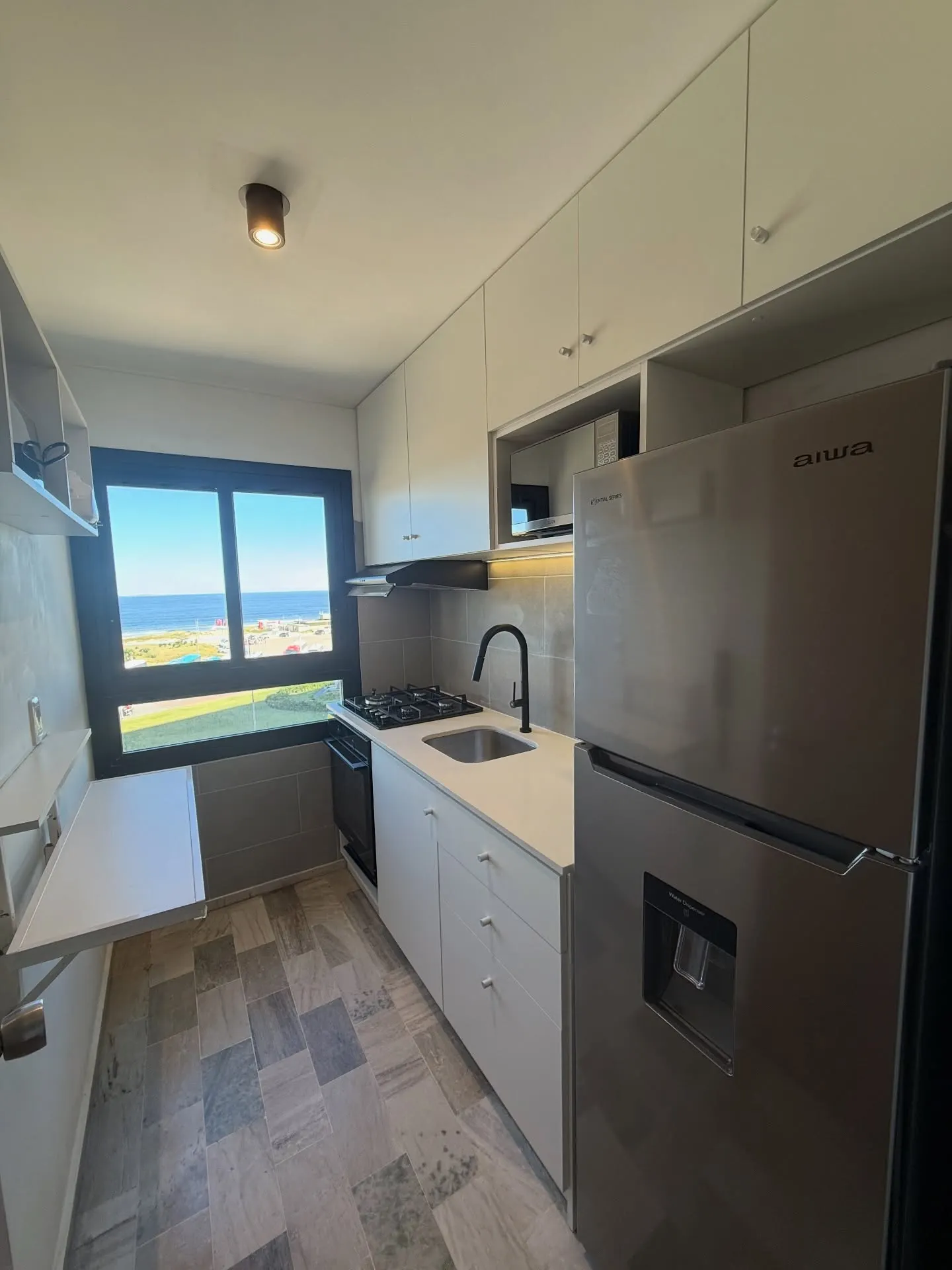 Reciclado apartamento Parquemar Center — fotografía de obra