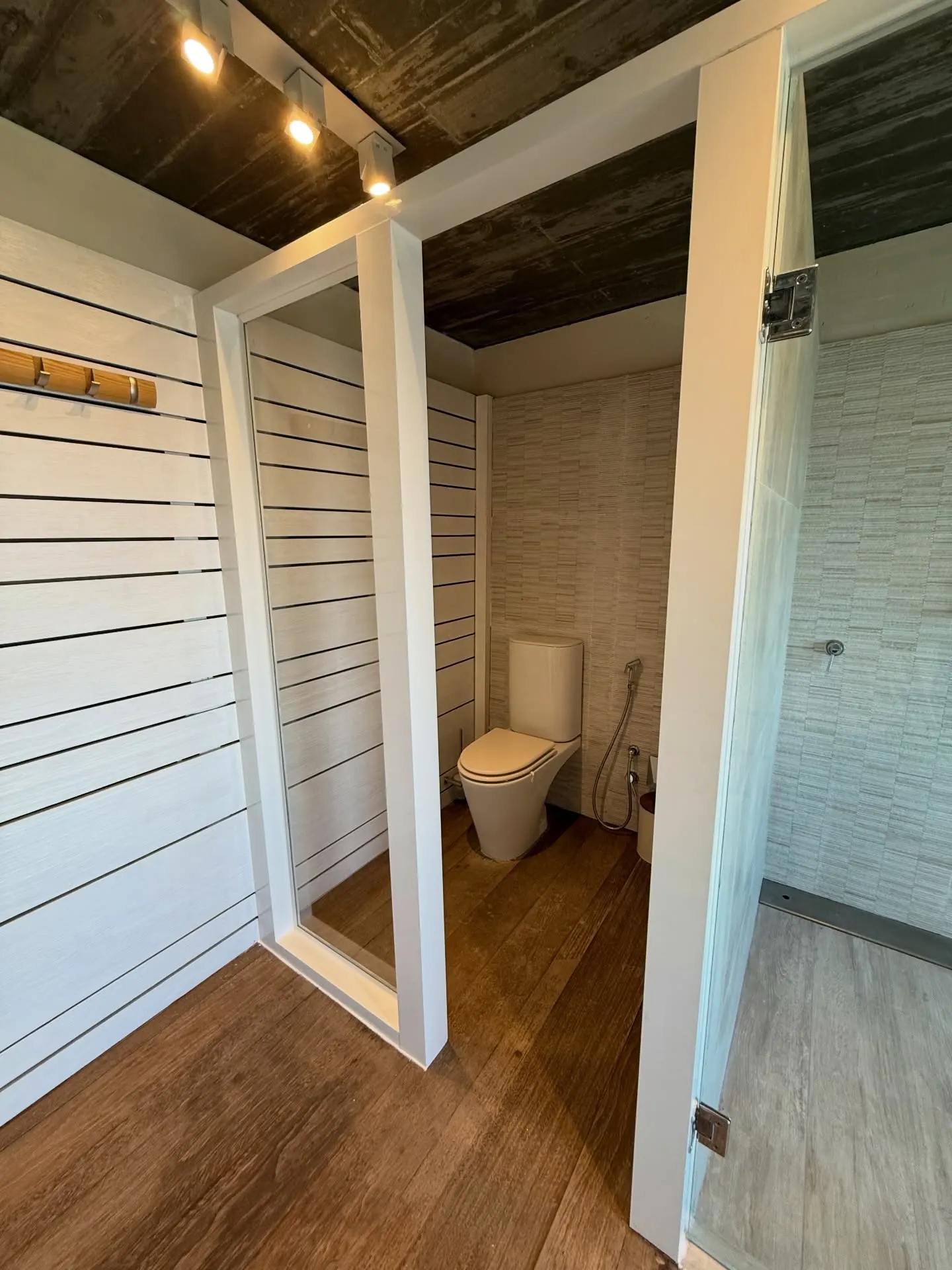 Reciclaje integral de baño — fotografía de obra