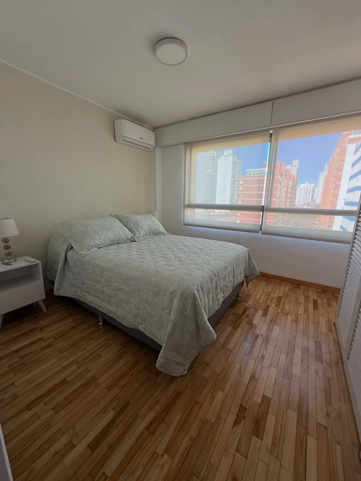 Reciclado apartamento Parquemar Center — fotografía de obra