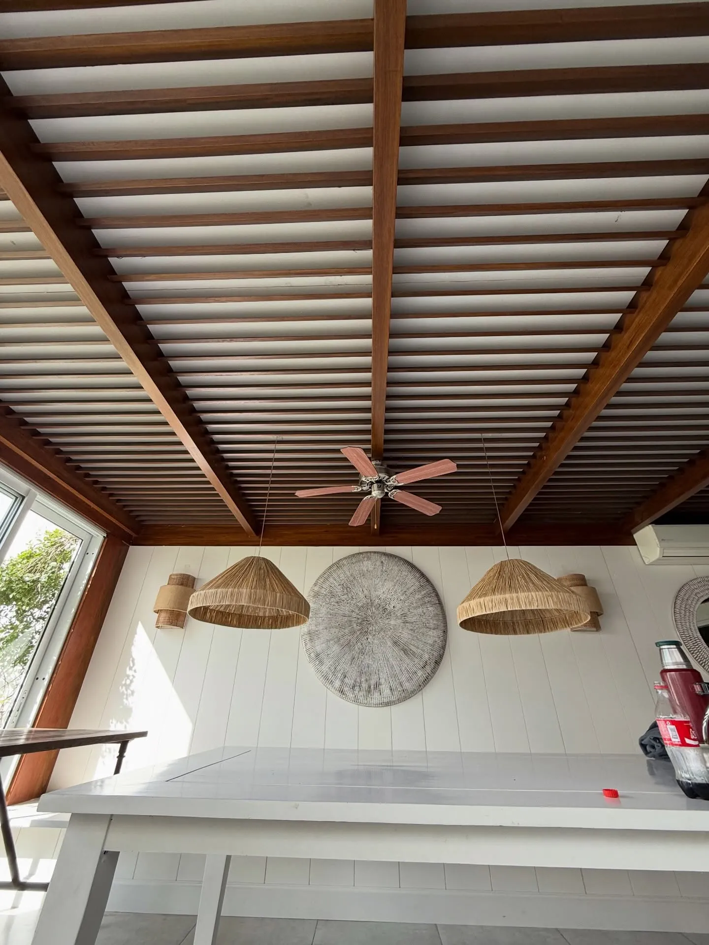 Retiro de cubierta existente y construcción de pérgola — fotografía de obra